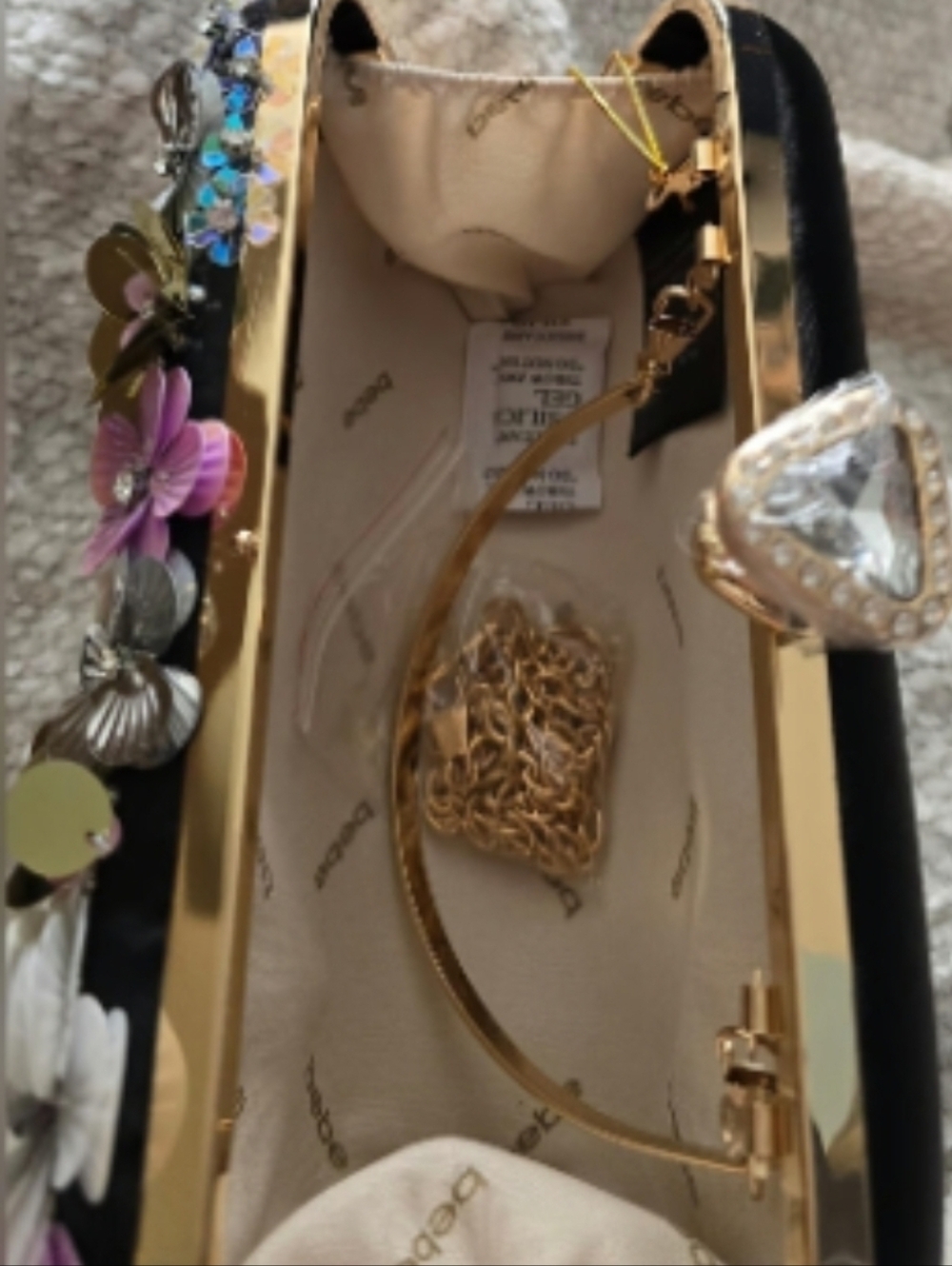 Bebe Daisy Floral Embellished Clutch NWT | 3D Flower Evening Bag w/ Strap - Picture 6 of 6